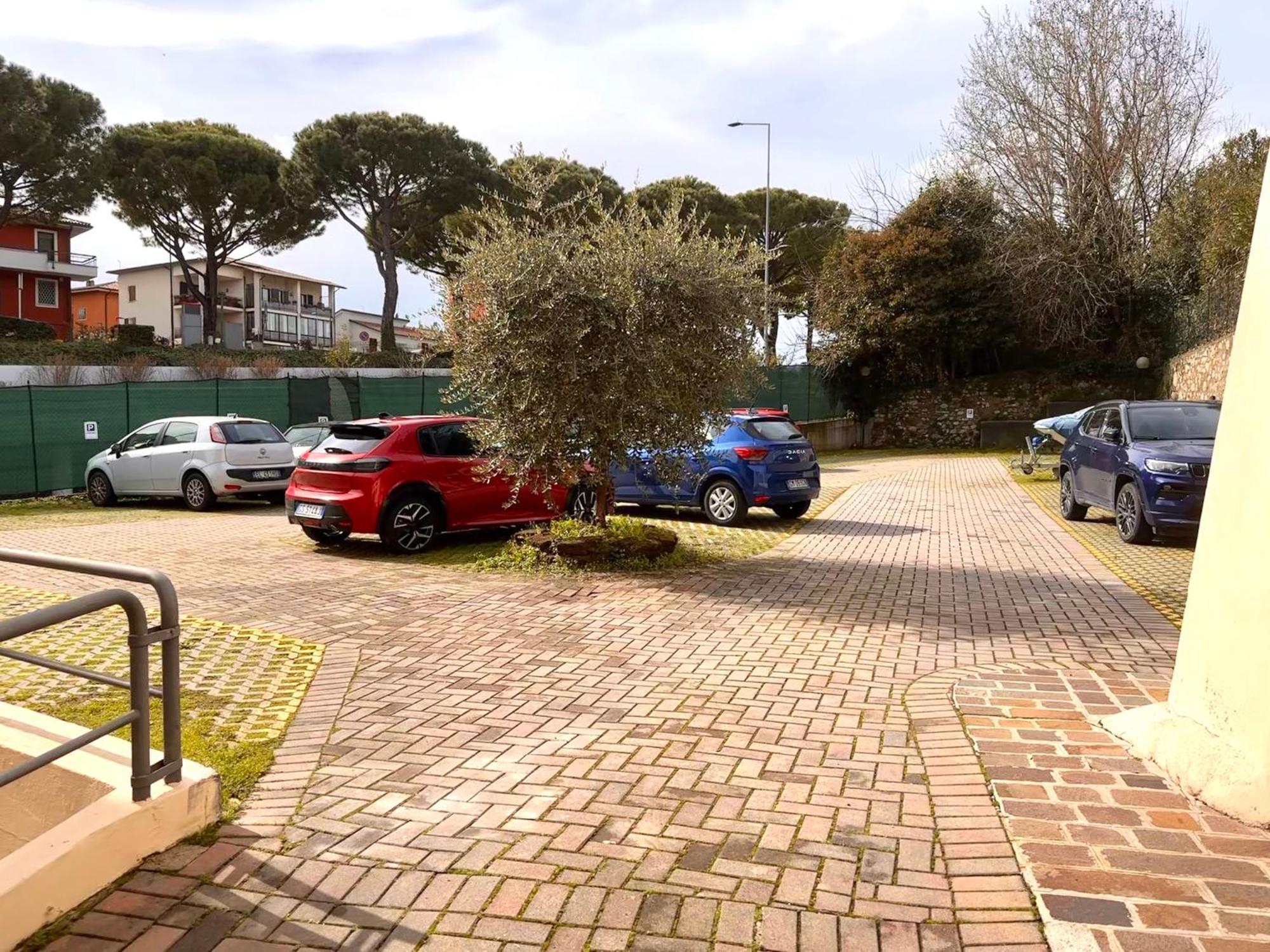 Gioiello Deco Nel Centro Storico Apartamento Desenzano del Garda Exterior foto