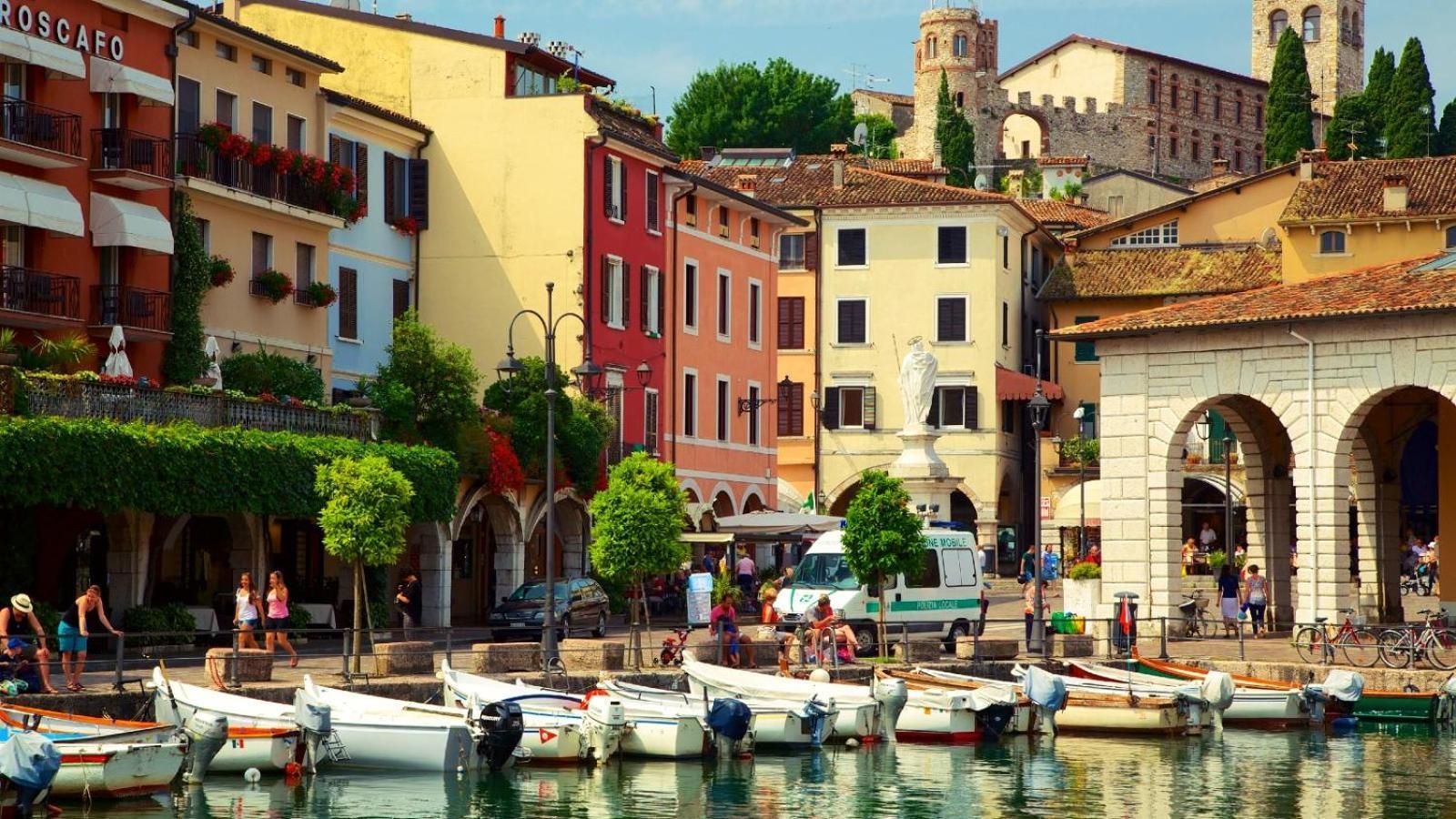Gioiello Deco Nel Centro Storico Apartamento Desenzano del Garda Exterior foto