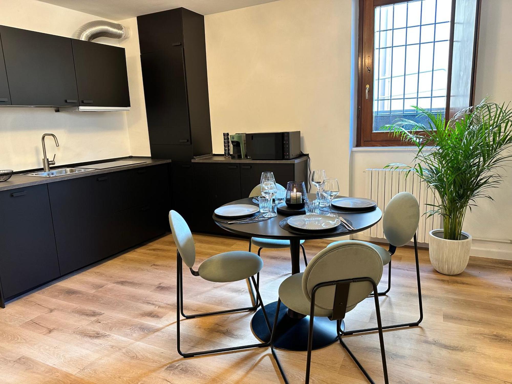 Gioiello Deco Nel Centro Storico Apartamento Desenzano del Garda Exterior foto